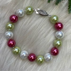 Vintage glass pearl knotted bracelet